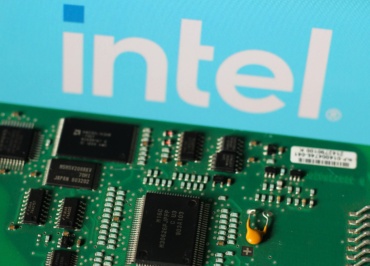 Intel Foundry Services: Prediction Markets Signal 2026 Breakthrough