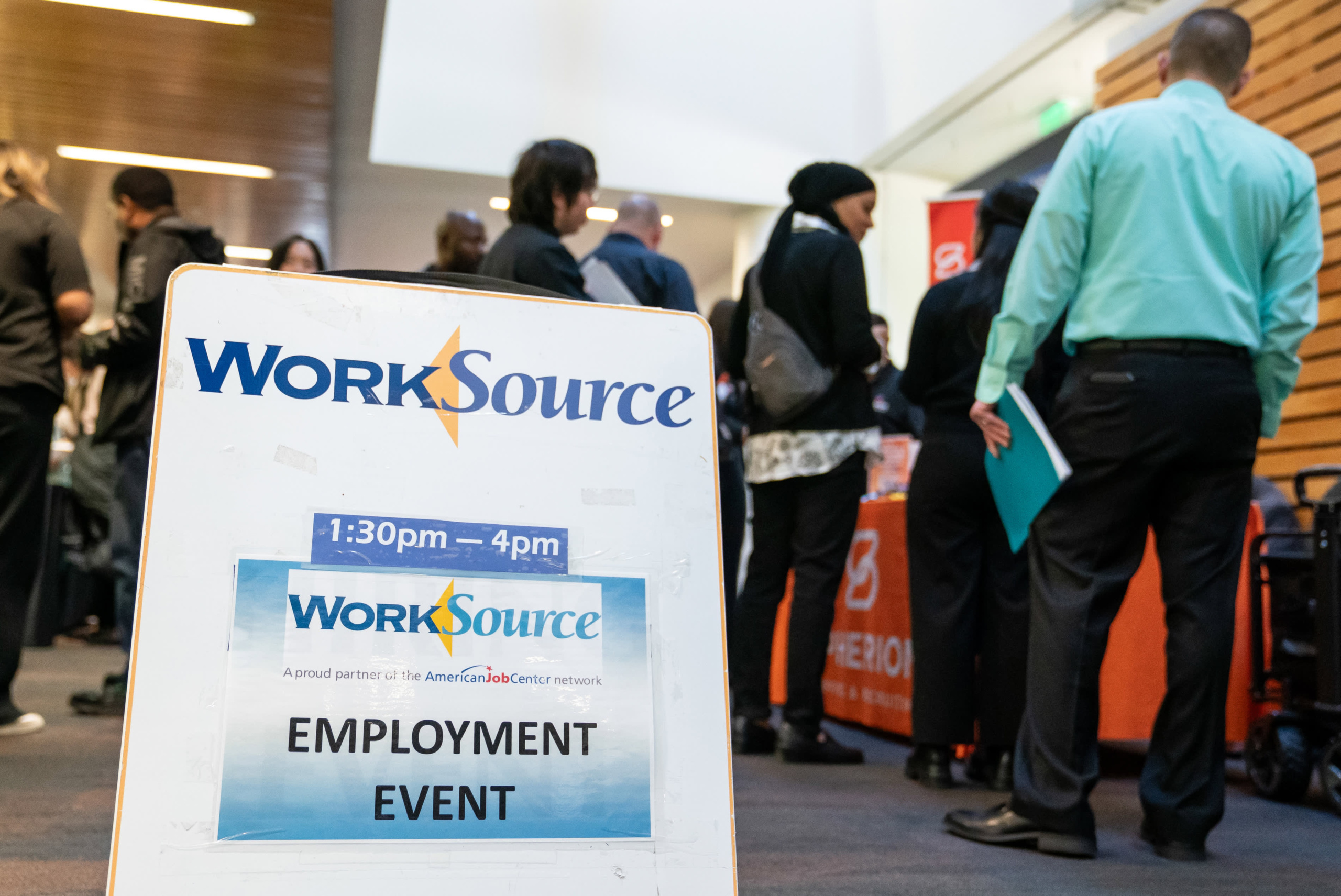Jobs Report Betting: Analyzing Q2 2026 Unemployment Markets